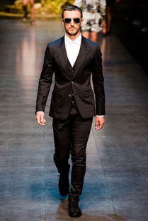 奢華與西西里風(fēng)情的融合 Dolce & Gabbana 2014春夏男裝發(fā)布秀回顧